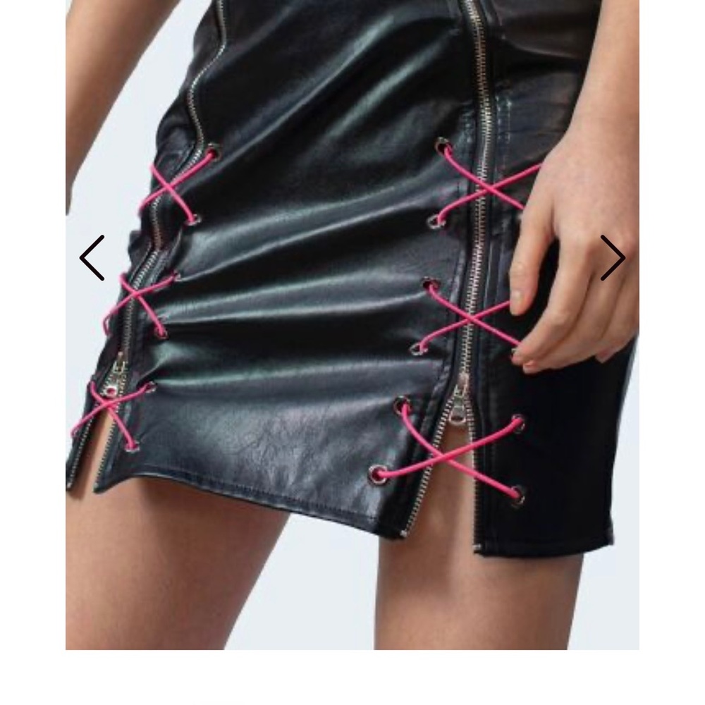 Alice’s lips vegan leather skirt